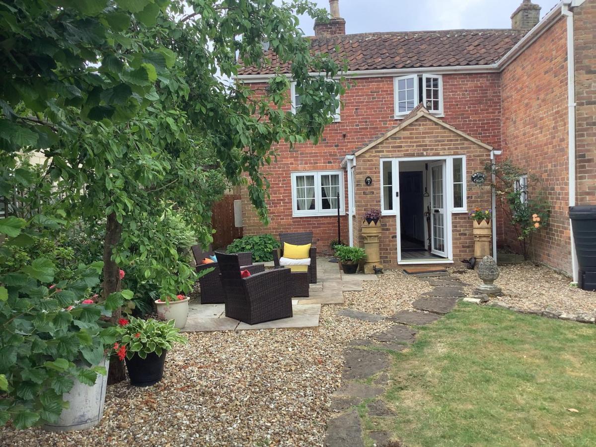 Bed and Breakfast Bwthyn Cudd Westbury  Esterno foto